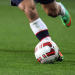 To hit the elbow incident, South Korean footballer will go Japan to appologize with Byak