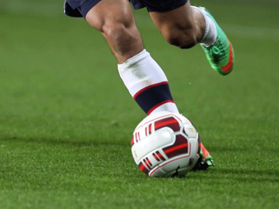 To hit the elbow incident, South Korean footballer will go Japan to appologize with Byak