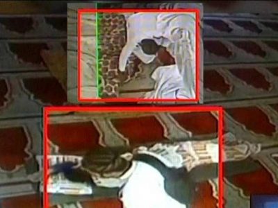 Thieves carry out suspicious goods from mosque in Karachi