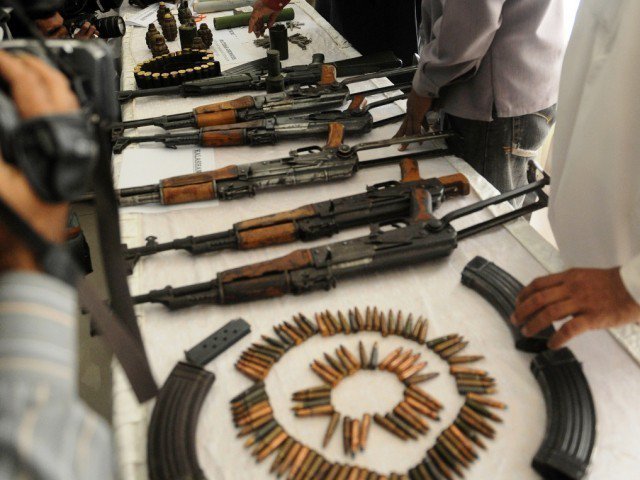 Explore in large number of weapons and ammunition from Kohlu