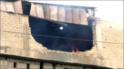 Karachi: Fire in cilipboard factory in bhangoria goth