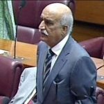 Government has been fighting with the institutions, Khursheed Shah