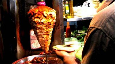 Gujranwala: The condition of 20 people is bad by eating hazardous health shawarma