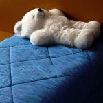 Murder of 6-year-old girl on urine on bed in India