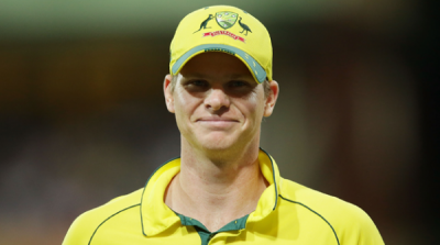 Steve smith gets engaged with girlfriend