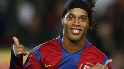 seven, international, footbalers, including, Ronaldinio, reached, Pakistan