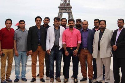 muhammad hafeez, at, the, visit, to, paris, with , friends, and others. 