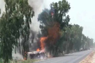 Oil tanker was burnt after a crash in Nawabshah