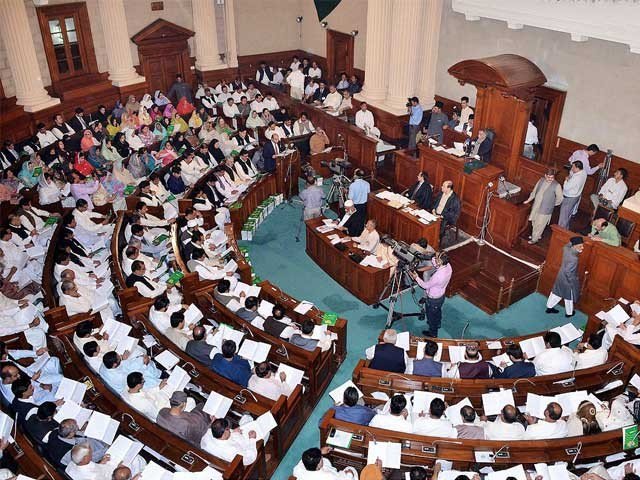 Resolution in Punjab Assembly for resignation of PM Nawaz Sharif