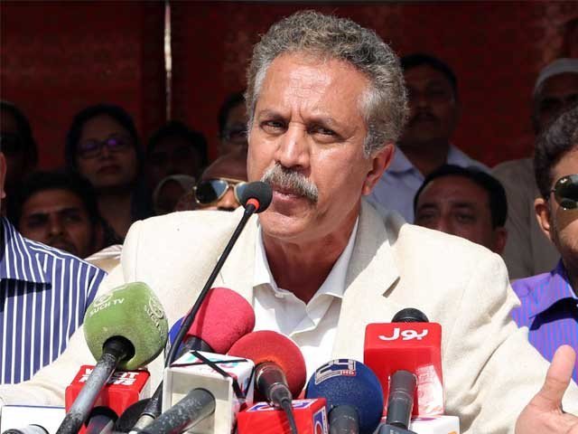 Traffic engineering and mass transit will pay attention on bus routes in city, Mayor Karachi