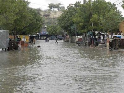 Monsoon rains; People's dead faces open in Thar desert