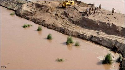 Bahawalpur: The slit in the canal, enter the water into the beds