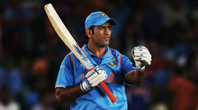 Indian media raised questions on Dhoni's career