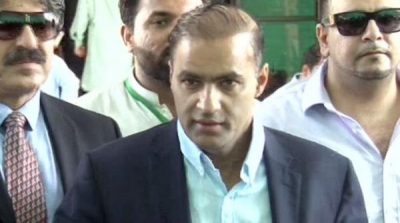 I challenge Sheikh Rashid to give me his assets and take me, Abid Sher Ali