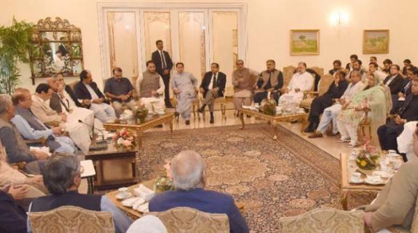 Who will be the beneficiary of Mian Nawaz Sharif? decision expected today