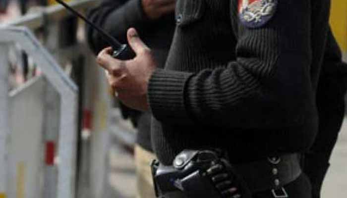 Lahore: Suspicious person arrested from near the stage of Datta darbar