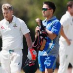 David Warner seriously injured with putting ball on the neck