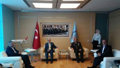 Iranian and Turkish military chief discuss Syrian crisis