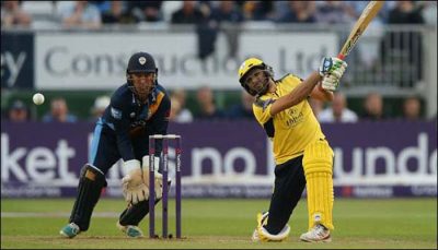Shahid Afridi's stunning century in the County T20 Championship