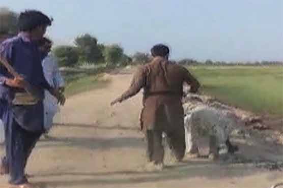 Ghotki: influential Vaderay has attacked the poor by brutal violence on making Fish Farm