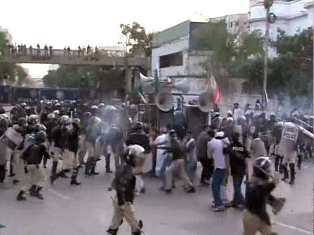 Police, started, Lathi, charge, and, shelling, of, tear, gas, on, ISO, protesters, against, America