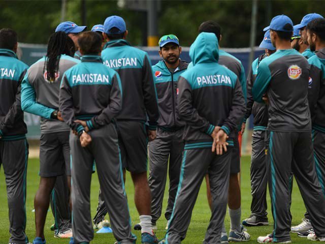 National cricketers worry about suddenly calling a return home
