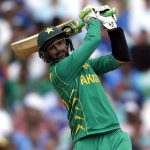Shoaib Malik completed 7000 runs in Twenty20 cricket