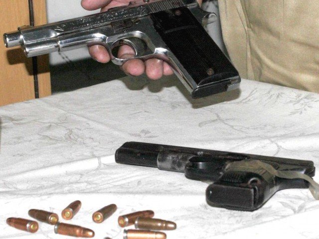 Revealed of issuance of 40 thousand fake weapons licenses in Lahore