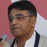 Speaches against the container climbed themselves to the container, Asad umar
