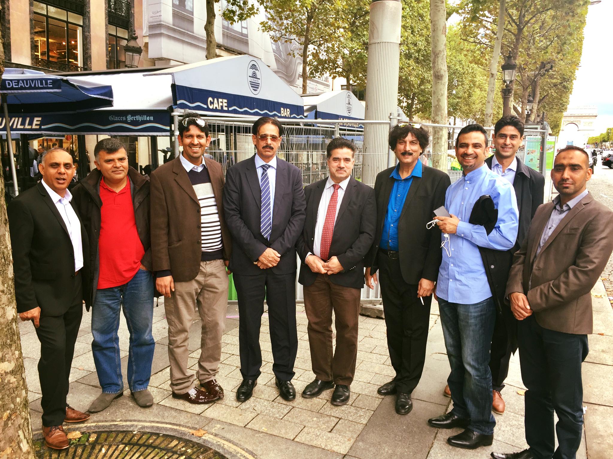 chairman, awami, muslim, league, sheikh rasheed ahmed, reached, paris, on, invitation, of, PTI, leaders, in France