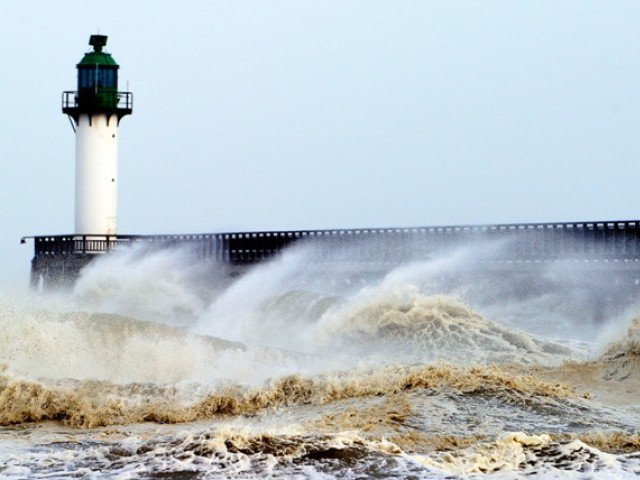 طاقتور سمندری طوفان’’ارما‘‘جزائر کیریبیئن سے ٹکرا گیا