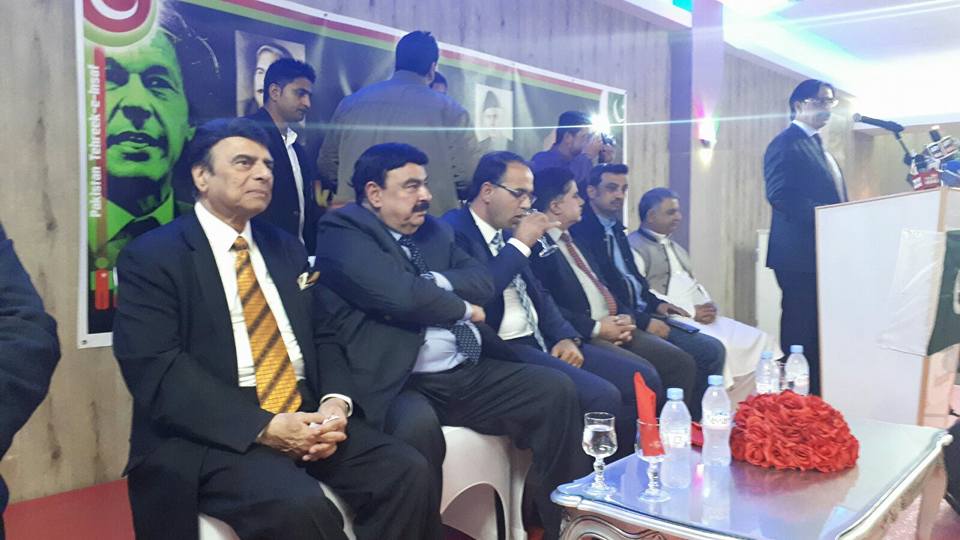 Sheikh Rasheed Ahmed,addressing, the seminar, at, La Paris , Restaurant, France, organized by, PTI, France