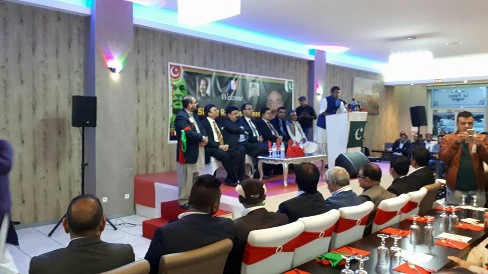 chairman, awami, muslim, league, sheikh rasheed ahmed, reached, paris, on, invitation, of, PTI, leaders, in France