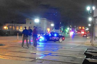 Indiana, a man injured in a blast in California