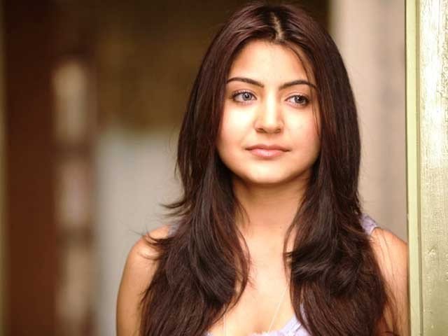 What Hours Break in 15 Years with Anushka?