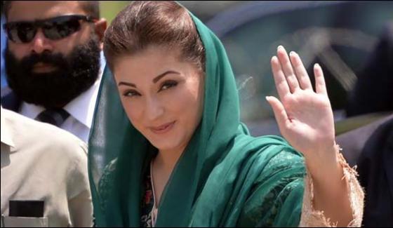 Maryam Nawaz, on, social, media, praised, her, father, Nawaz Sharif, for, his, efforts, for, Pakistan