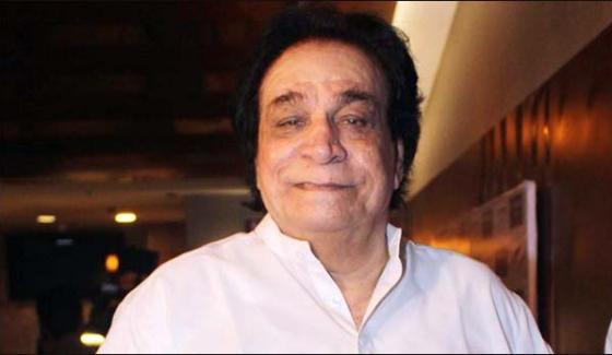 Actor Qader Khan unable to walk, got harder of wheelchair