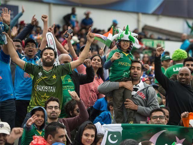 The cricket bricks come back, the faces of the fans open