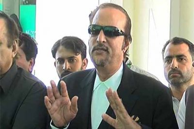 'Disqualified majority has begun to disqualified prime minister, will raise voice against this law'