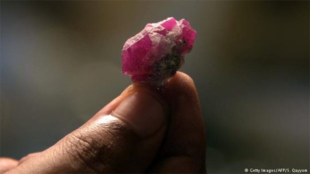 mining, work, in, progress, in, Azad,,Jammu, Kashmir