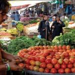Tomato again expensive in Karachi