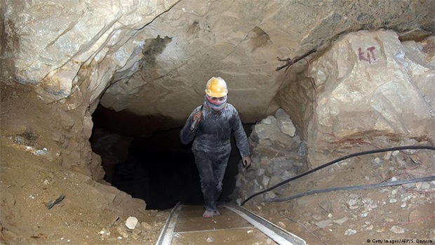 mining, work, in, progress, in, Azad,,Jammu, Kashmir