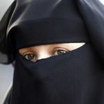 Ban on wearing veil for government services in Québec