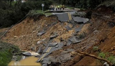 The number of deaths from sea storm in Central America has reached to 25