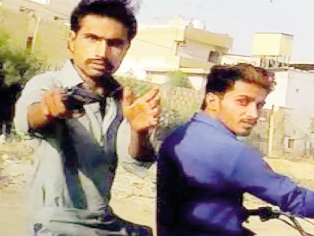 The police could not arrest the robber even after receiving clear footage of robbery