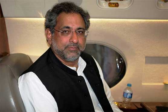Prime Minister Abbasi travels with common people in London's train