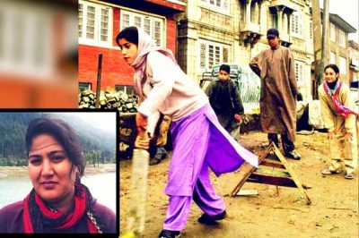 Viral images of Kashmiri women cricketer