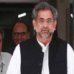 Prime Minister arrived at Karachi, Chief Minister and Governor Sindh welcomed