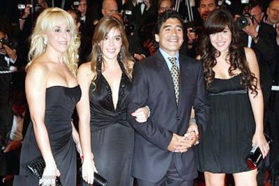 Maradona got robbed from daughters