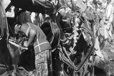 Balochistan: A terrible clash in bus and van, 14 people were killed, 20 injured